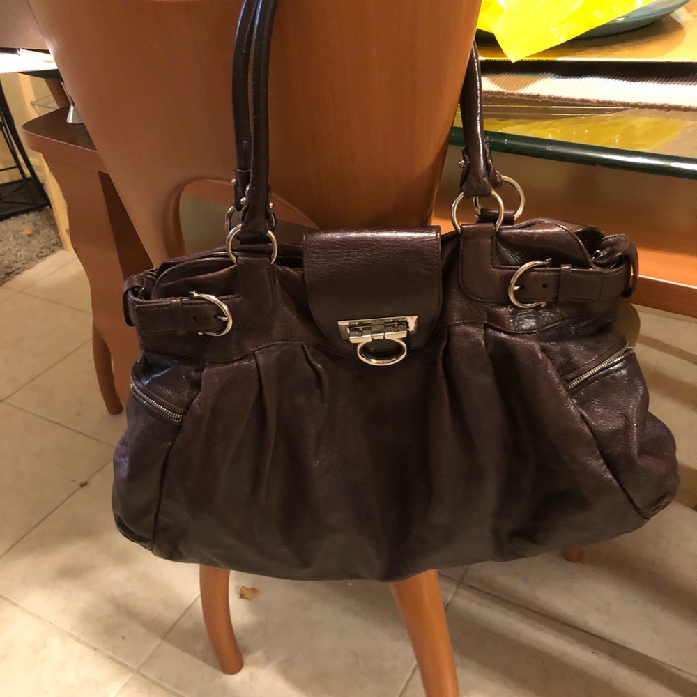 Handbag - Picture 2 of 8